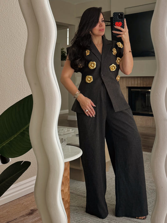 Paris elegant outfit