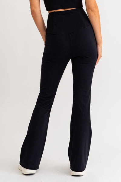 Yoga Flare Legging *Black*