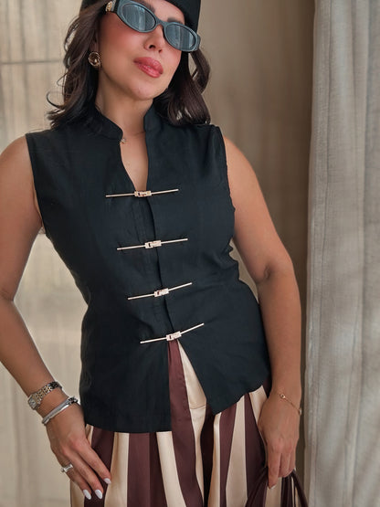 Buckle Vest *BLACK*